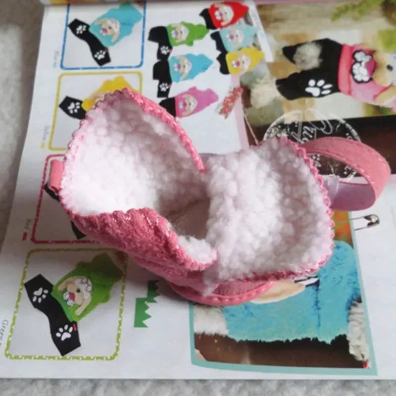 Chaussures-pour-chien-chaudes