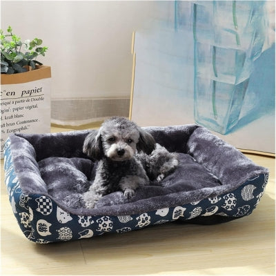 Panier-pour-chien-bleu-avec-rebords