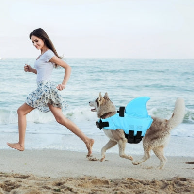 Gilet-de-sauvetage-pour-chien-et-sa-securite